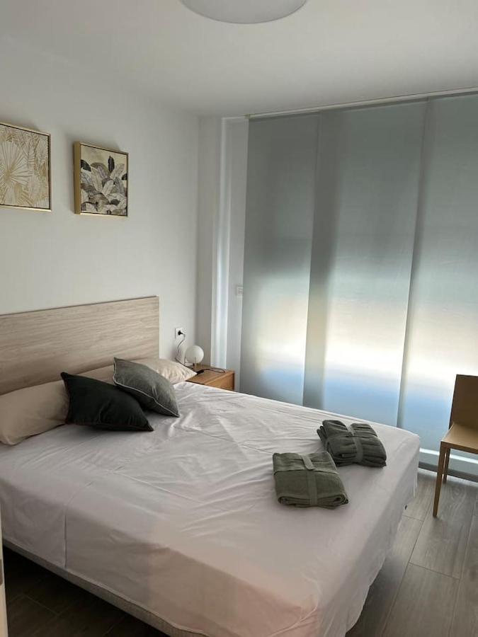 Apartamentos Breton 17 Suite Familiar อาลิกันเต ภายนอก รูปภาพ