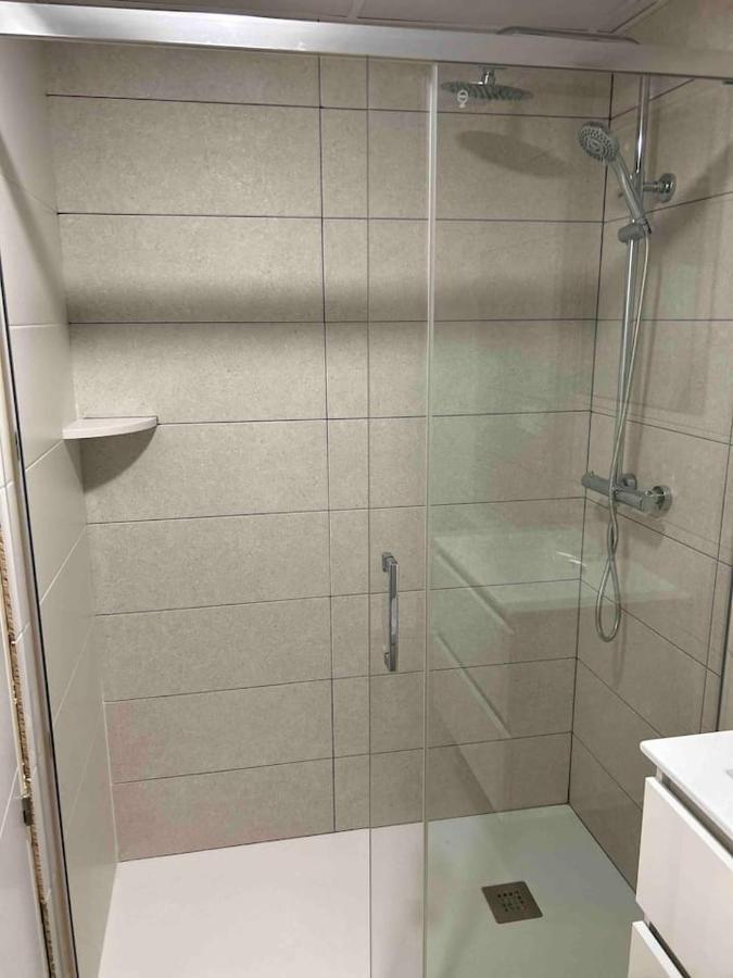 Apartamentos Breton 17 Suite Familiar อาลิกันเต ภายนอก รูปภาพ